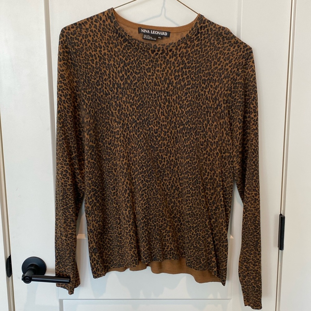 Nina Leonard Lite‎ Sweater Animal Print Shirt
